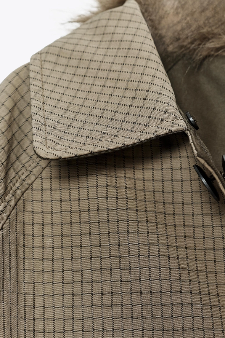 ДВУСТОРОННИЙ ТРЕНЧ С ВОРОТНИКОМ ИЗ ИСКУССТВЕННОГО МЕХА — ZW COLLECTION