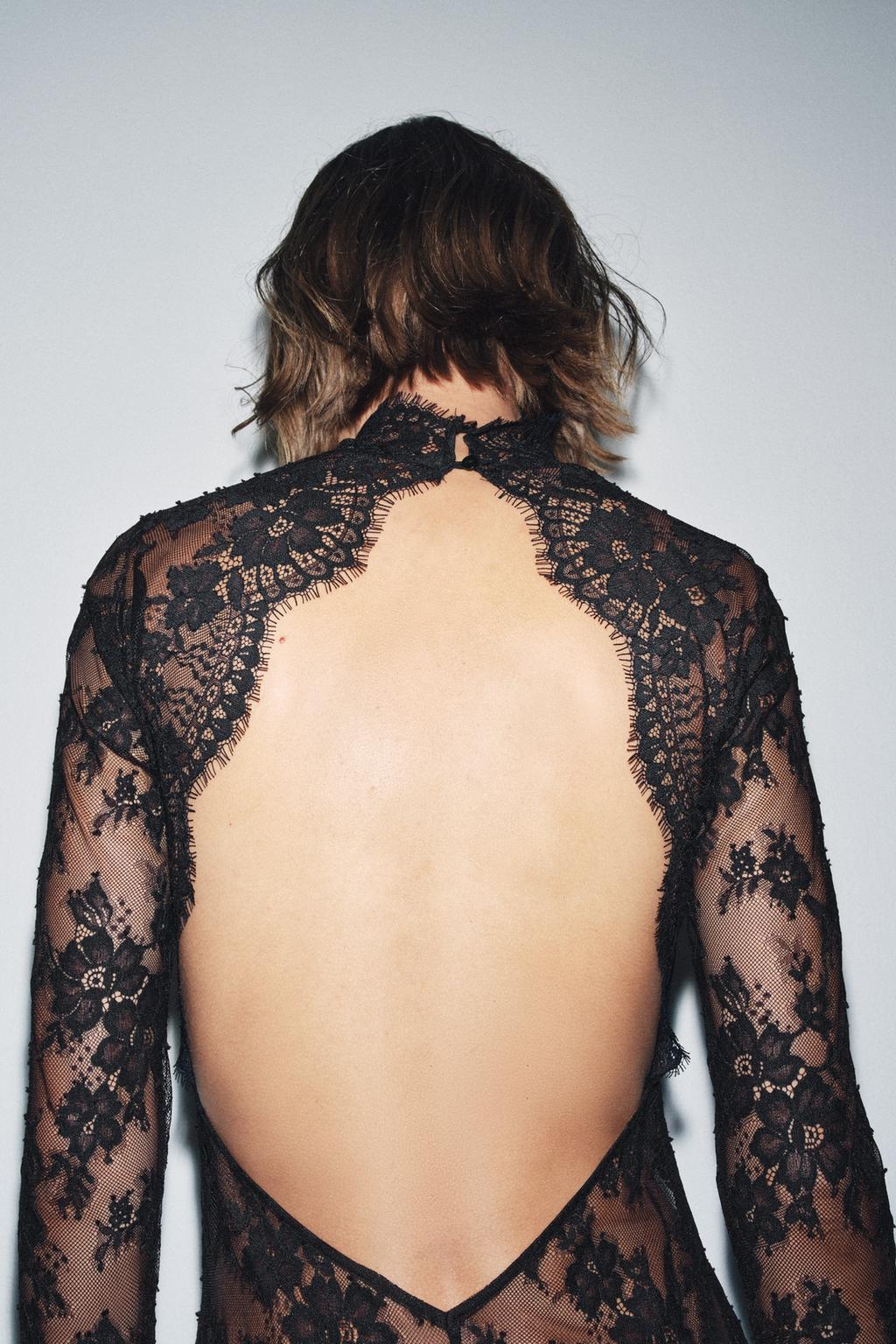 КРУЖЕВНОЕ ПЛАТЬЕ С ОТКРЫТОЙ СПИНОЙ