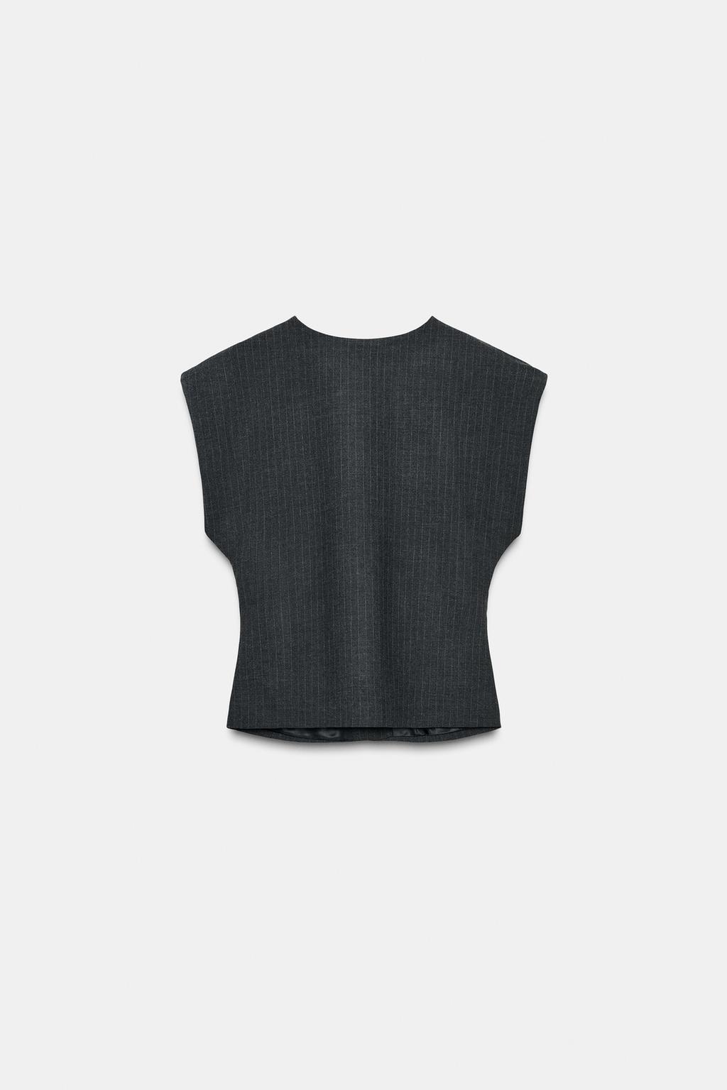 ЖИЛЕТ В ПОЛОСКУ