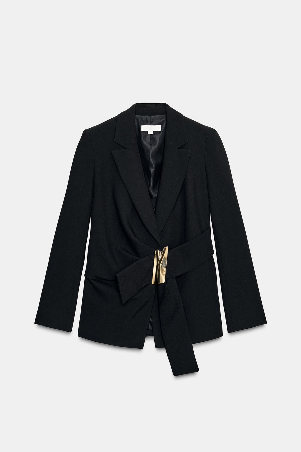 БЛЕЙЗЕР С ПРЯЖКОЙ