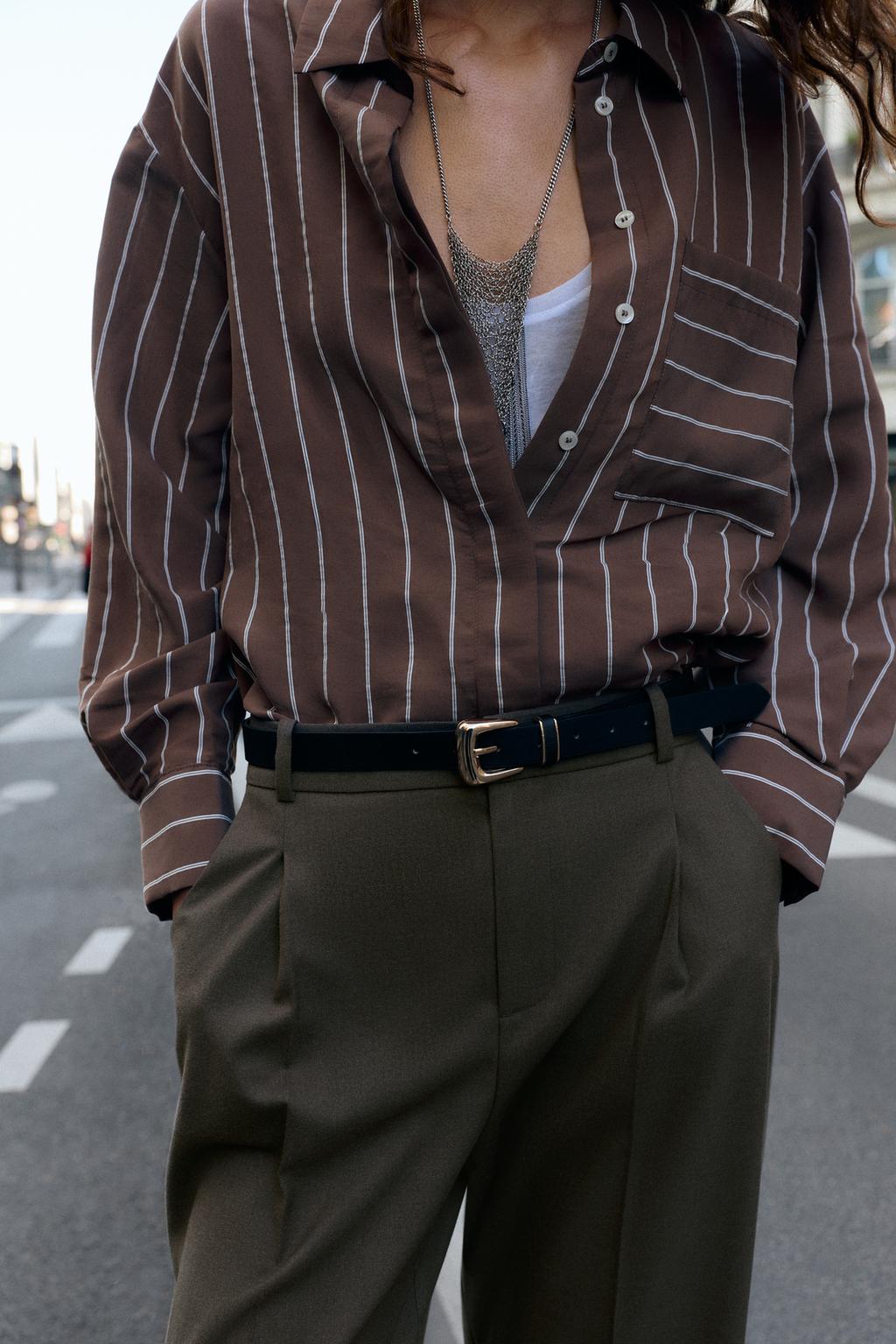 БРЮКИ С ЗАЩИПАМИ И РЕМНЕМ