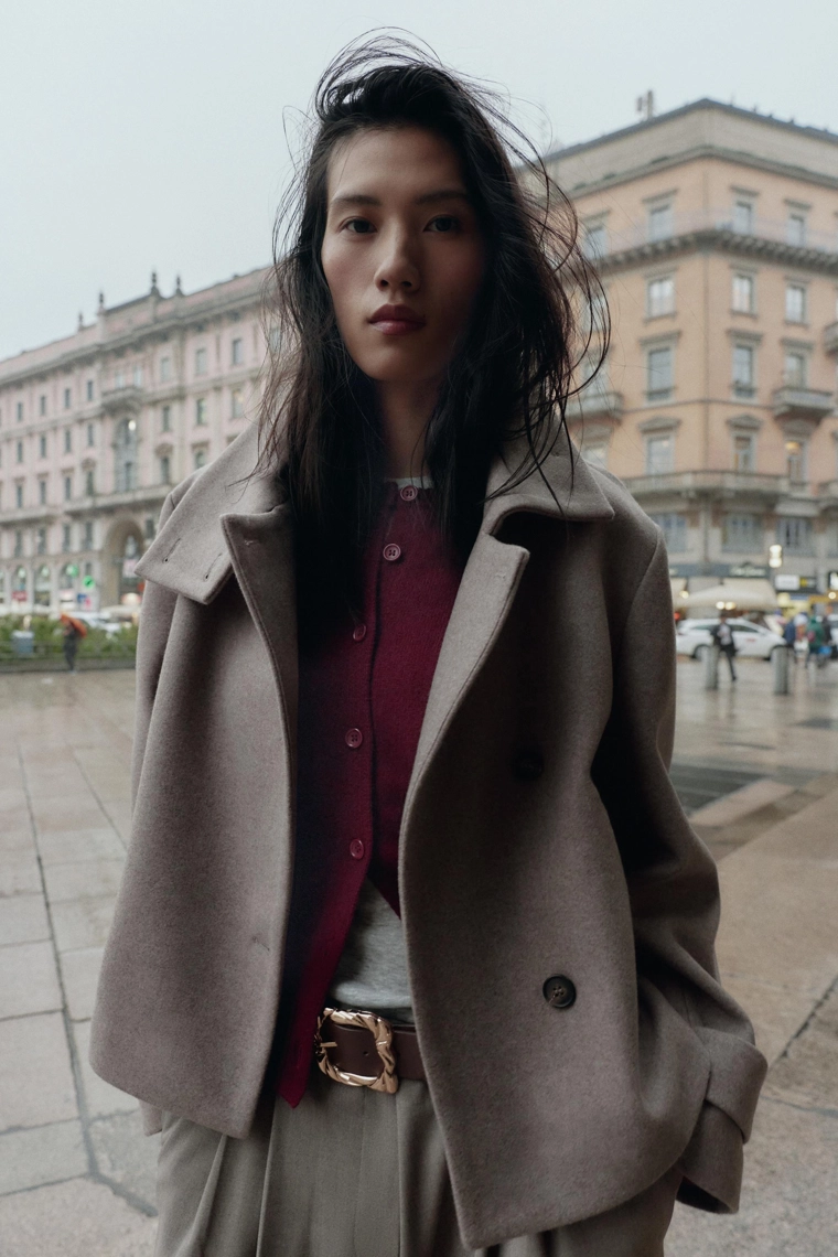 КУРТКА С ВЫСОКИМ ВОРОТНИКОМ