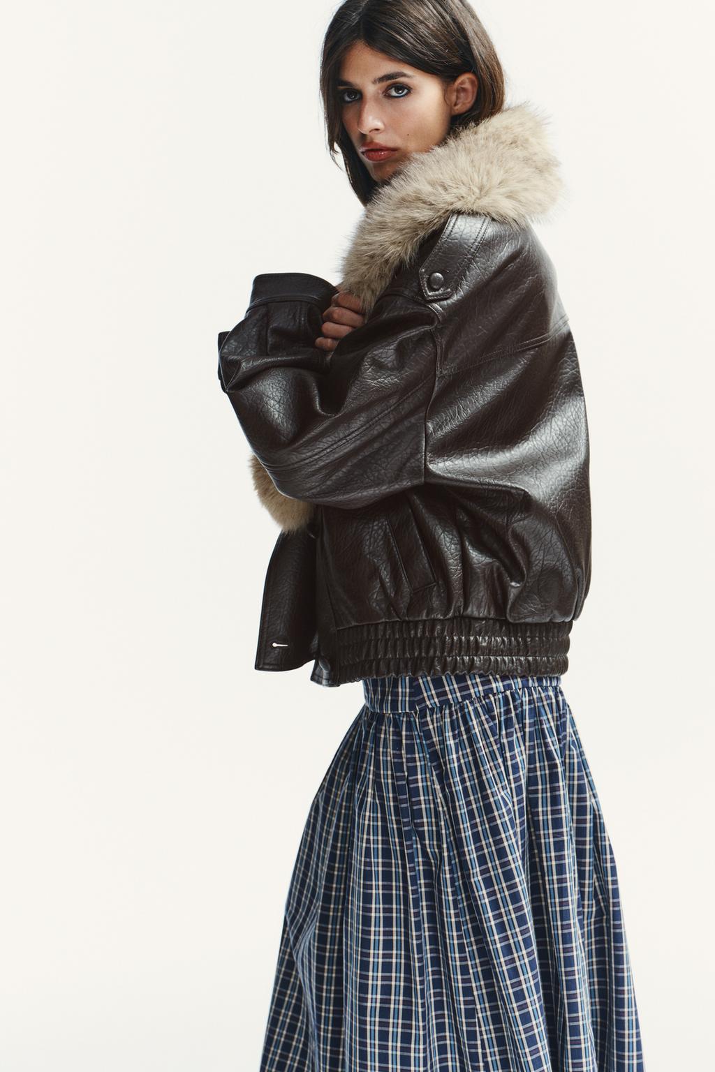 КУРТКА ИЗ ИСКУССТВЕННОЙ КОЖИ СО СЪЕМНЫМ ВОРОТНИКОМ