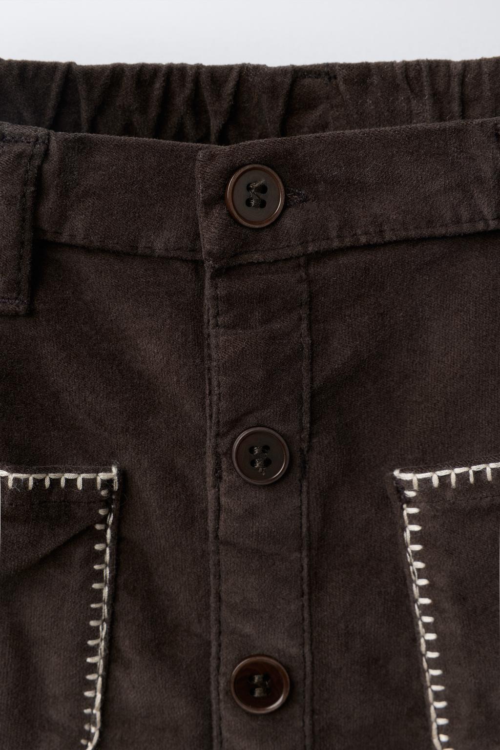 БАРХАТНАЯ ЮБКА С ПРОРЕЗНЫМИ КАРМАНАМИ