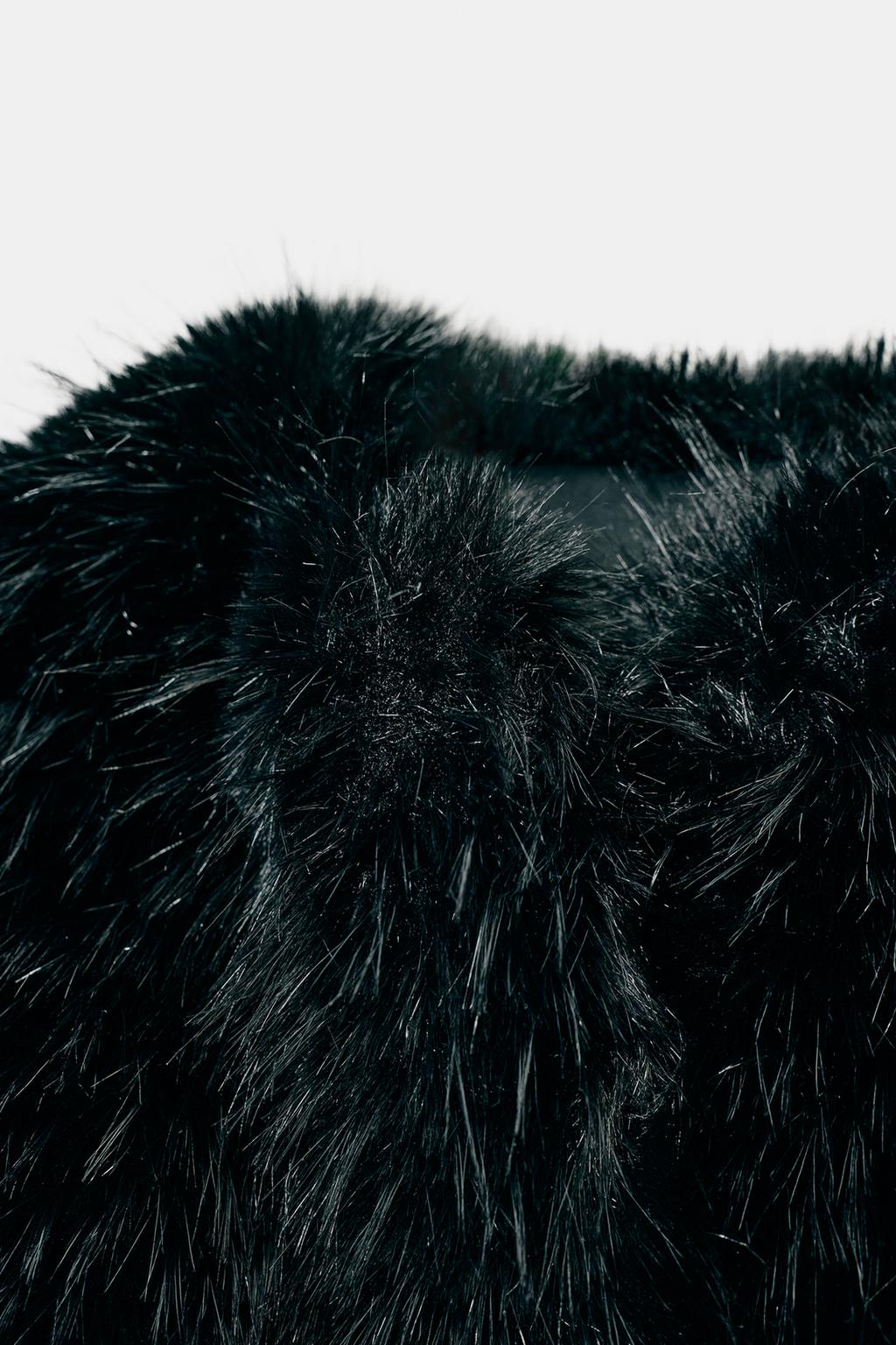 КУРТКА ИЗ ИСКУССТВЕННОГО МЕХА — ZW COLLECTION