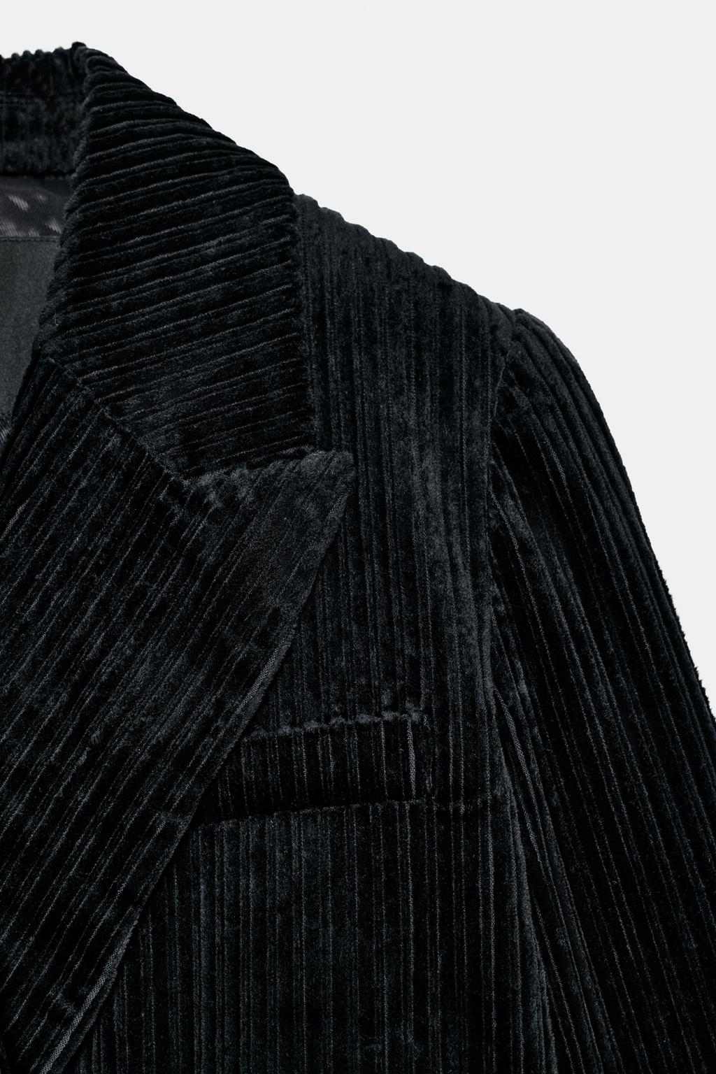 ДЛИННОЕ ПАЛЬТО ИЗ ВЕЛЬВЕТА — ZW COLLECTION LIMITED EDITION