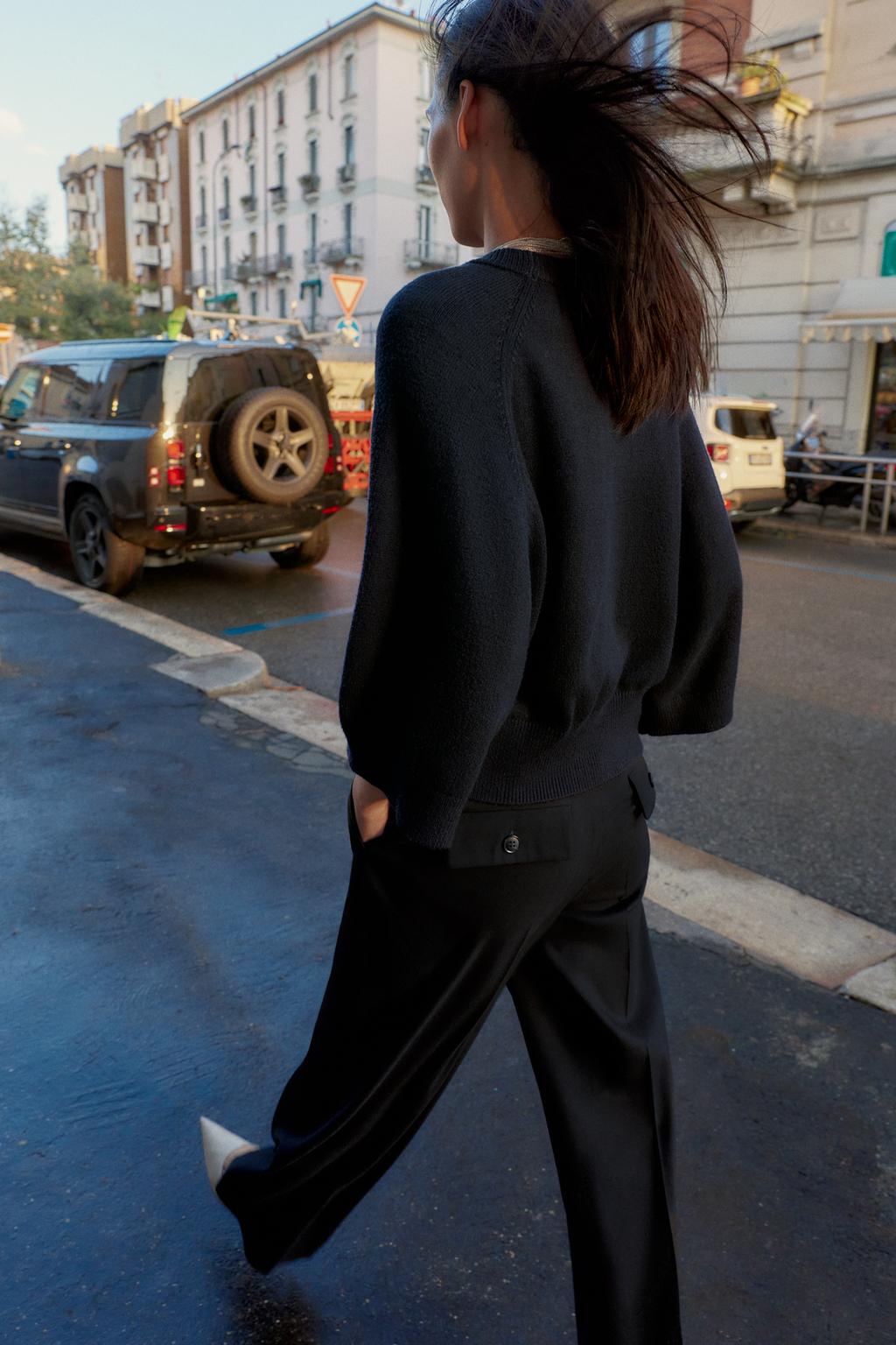 ДЖЕМПЕР ИЗ ТРИКОТАЖА С ШИРОКИМИ РУКАВАМИ