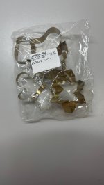 Zara Набор стальных форм для выпечки рождественских украшений (набор из 4 штук) Gold / Silver | 8229/339/881