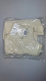 Oysho Джемпер с крупной вязкой и высоким воротником ECRU | 3827/773/712