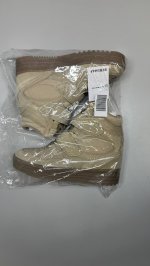 Bershka Высокие кроссовки на танкетке TAUPE | 1506/560/131