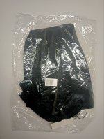 Zara КОРОТКОЕ ПЛАТЬЕ СО СКЛАДКАМИ И КАРМАНАМИ Black | 9747/777/800