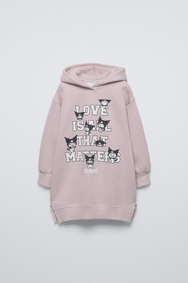 ПЛАТЬЕ ИЗ МЯГКОЙ ТКАНИ С КАПЮШОНОМ KUROMI © SANRIO