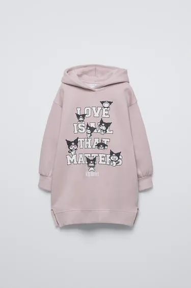 ПЛАТЬЕ ИЗ МЯГКОЙ ТКАНИ С КАПЮШОНОМ KUROMI © SANRIO