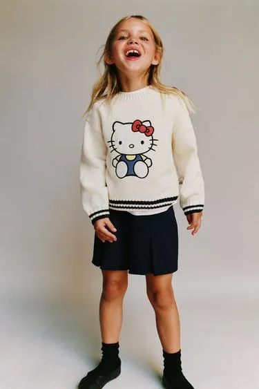 Вязаный джемпер HELLO KITTY © SANRIO