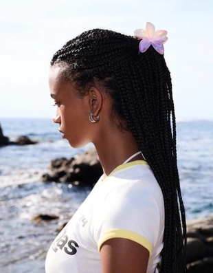 Zara Набор из 2 заколок для волос “цветок”