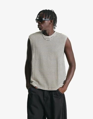 Zara Топ геометрического кроя без рукавов купить с доставкой.