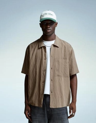 Zara Рубашка из рельефной ткани в полоску с короткими рукавами