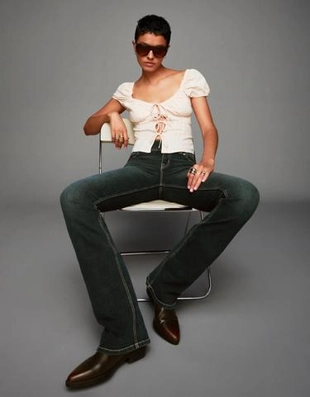 Zara Блуза из рельефной ткани с короткими рукавами и завязками