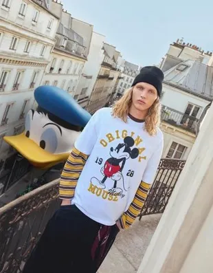 Футболка с короткими рукавами и принтом «микки маус»