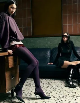 Туфли на каблуке с цветком