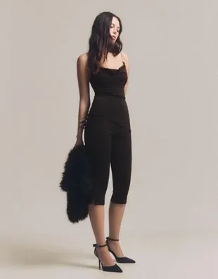 Топ со сборками на бретелях-цепочках- Заказать в России