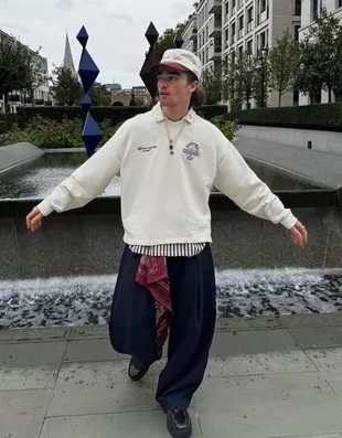 Поло с длинными рукавами и принтом