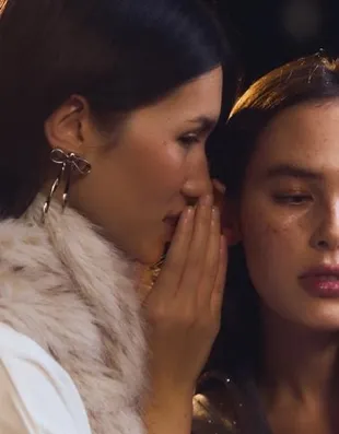 Металлические серьги в форме бантика