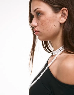Zara Ожерелье из искусственного жемчуга