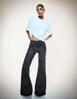 Джинсы клеш комфортные с карманами