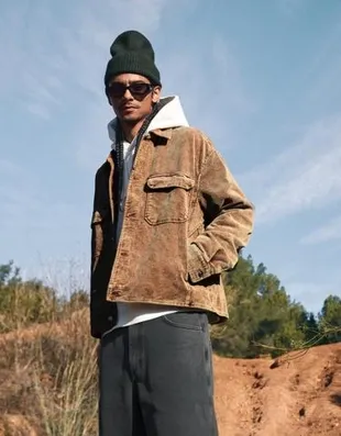 Вельветовая куртка геометрического кроя