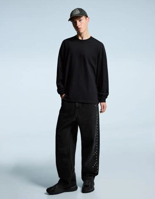 Zara Джинсы свободного кроя с заклепками