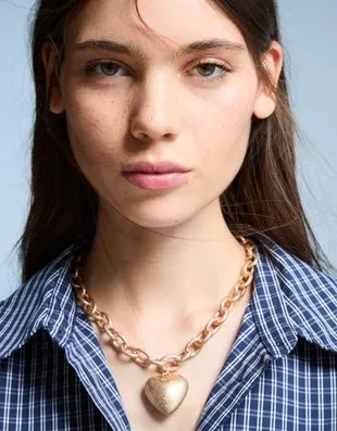 Колье с подвеской “сердечко”- Заказать в России