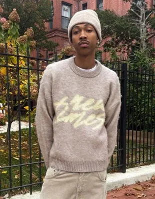 Свитер с эффектом начеса и принтом- Заказать в России