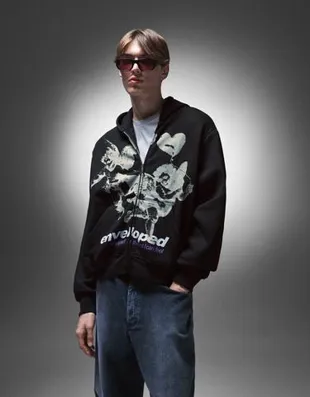 Худи на молнии с капюшоном и принтом