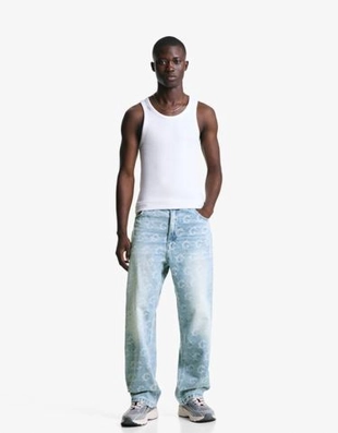 Zara Жаккардовые джинсы свободного кроя