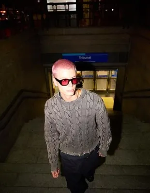 Свитер с узором «косы»- Заказать в России