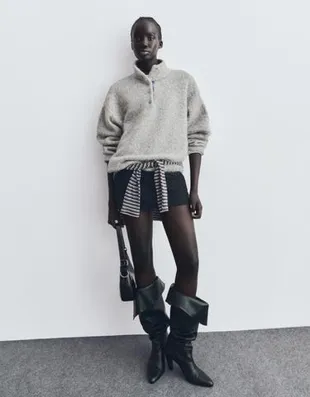 Свитер с высоким воротником- Заказать в России