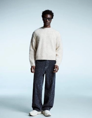 Zara Джинсы свободного кроя с вышивкой