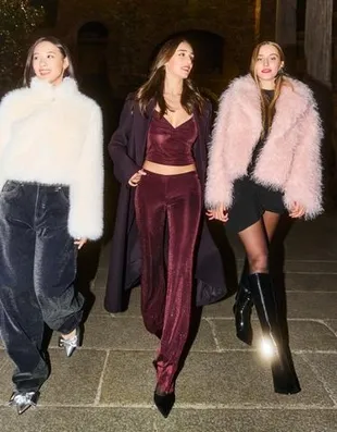 Расклешенные брюки с блестками- Заказать в России