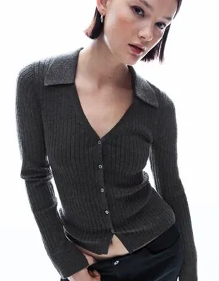 Кардиган в рубчик с воротником-поло- Заказать в России