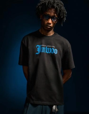 Zara Футболка с короткими рукавами и принтом SOLO LEVELING