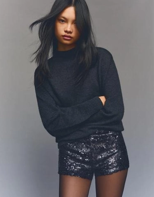 Zara Мини-шорты с пайетками купить с доставкой.