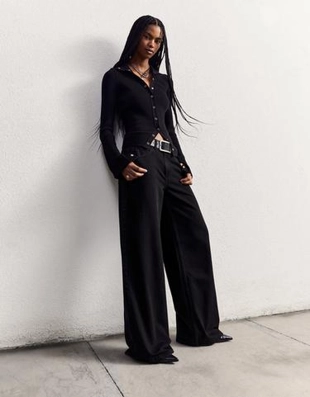 Zara Джинсы с широкими штанинами