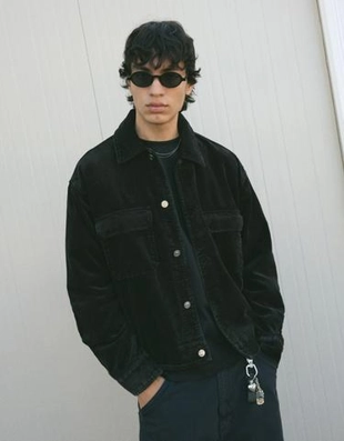 Zara Вельветовая куртка геометрического кроя купить с доставкой.