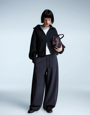 Zara Брюки BARREL из мягкой ткани с фиксаторами купить с доставкой.