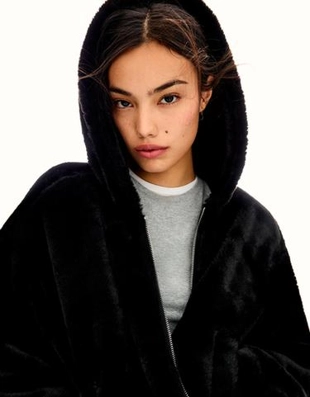 Zara Куртка из искусственного меха с капюшоном