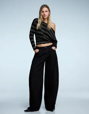 Футболка асимметричного кроя в полоску с длинными рукавами