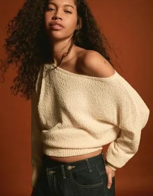 Асимметричный свитер- Заказать в России