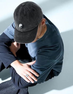 Zara Кепка с вышивкой