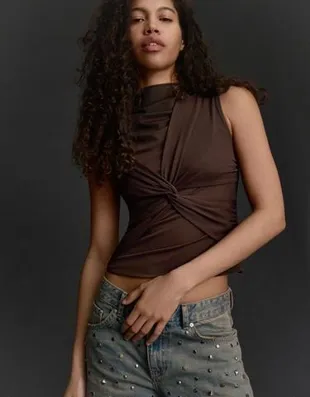 Топ из полупрозрачной ткани без рукавов- Заказать в России